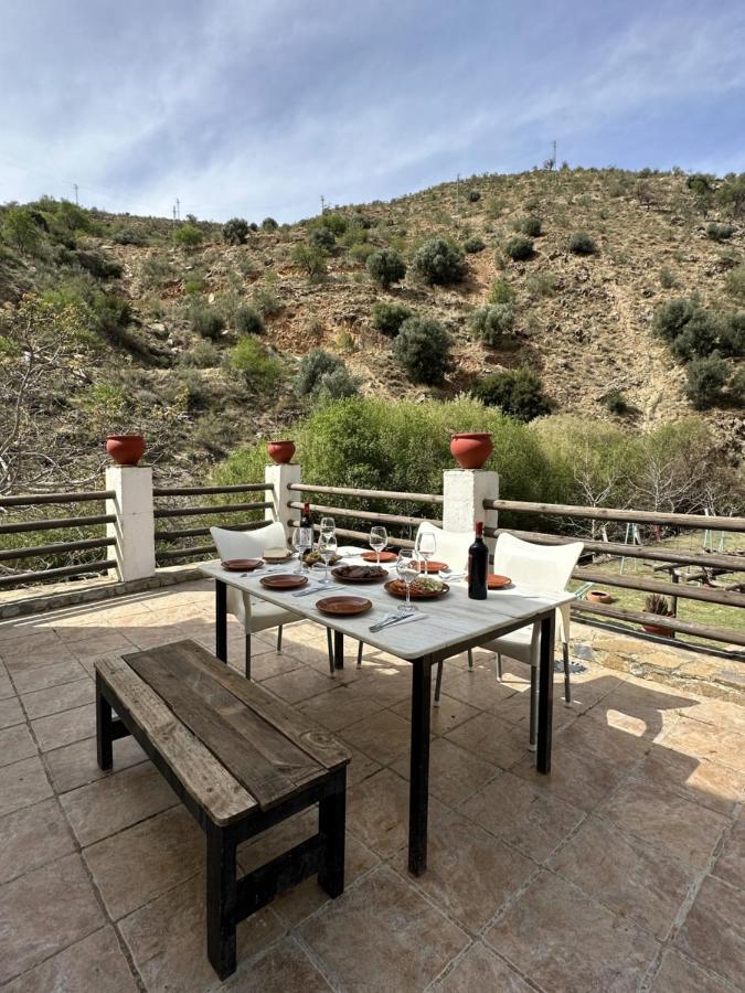 Molino Laroya Villa Bagian luar foto